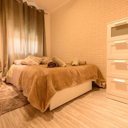 Apartamento Reisol Castelldefels Εξωτερικό φωτογραφία