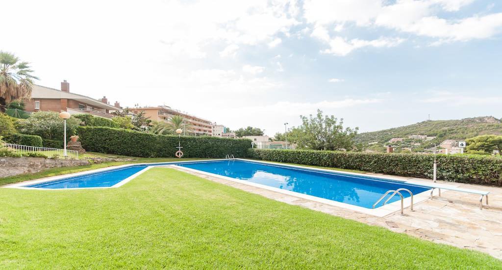 Apartamento Reisol Castelldefels Εξωτερικό φωτογραφία
