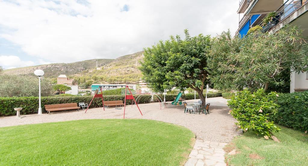Apartamento Reisol Castelldefels Εξωτερικό φωτογραφία